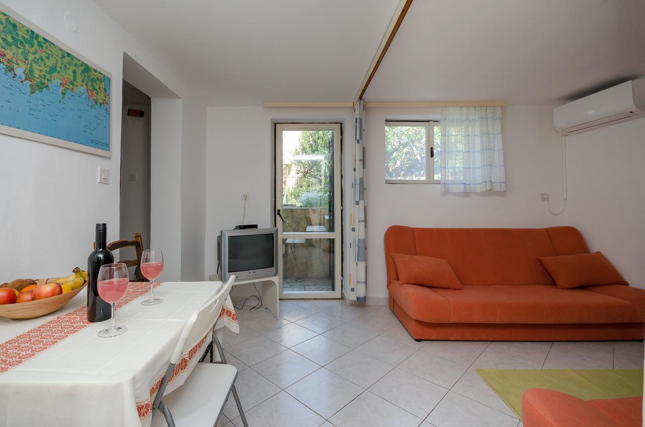 Apartments Milan Poreč Zewnętrze zdjęcie
